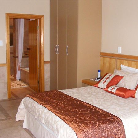 Bubez Guesthouse باربرتون المظهر الخارجي الصورة