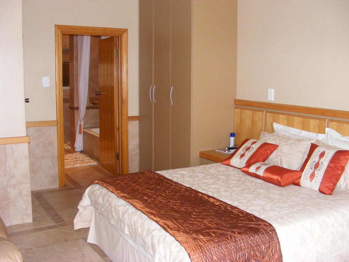 Bubez Guesthouse باربرتون المظهر الخارجي الصورة
